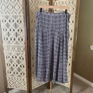 Cabi skirt maxi‎ size 14 black and white